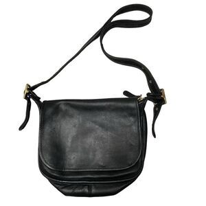 Vintage Coach Patricia Saddle Flap Bag Black Leather Crossbody Messenger 9951